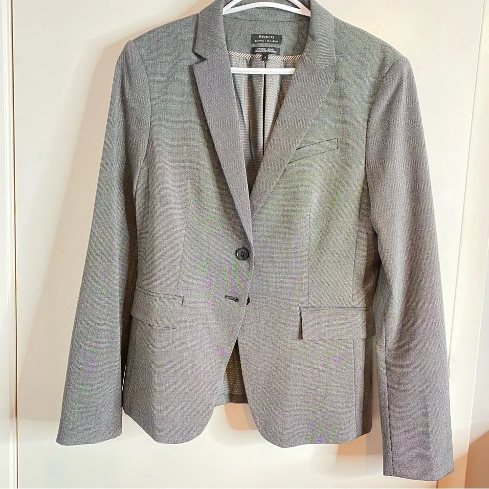 RW&CO Classic Gray Women's Blazer Size 8 - Picture 14 of 16